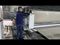 Machine de fabrication de géomembranes